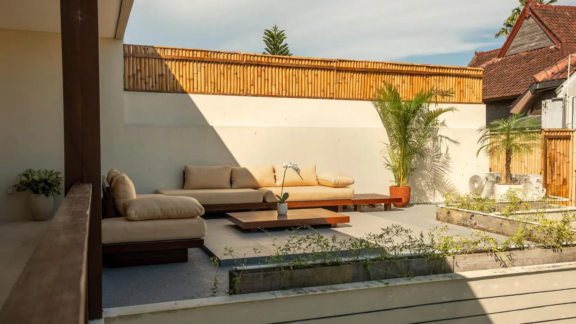 New! 3Bdr Hnrr Villa Umalas Kerobokan
