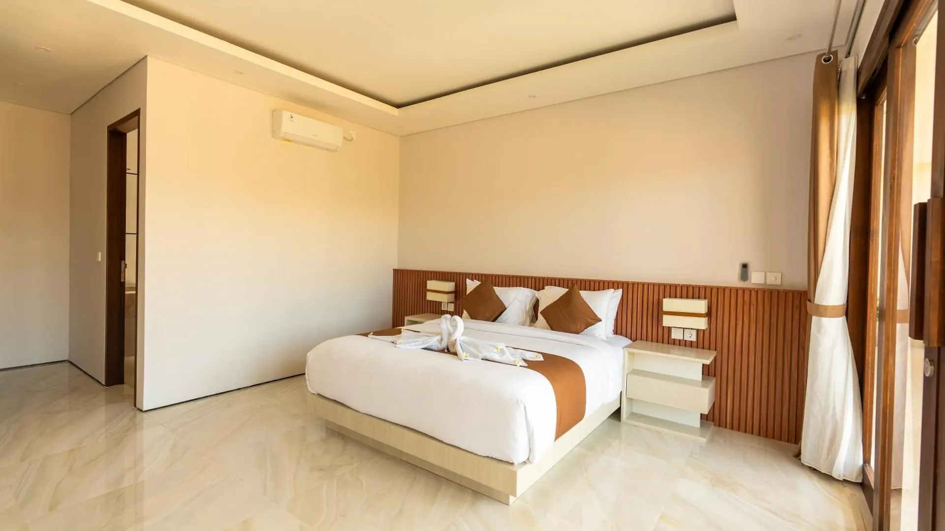 New! 3Bdr Hnrr Villa Umalas Kerobokan