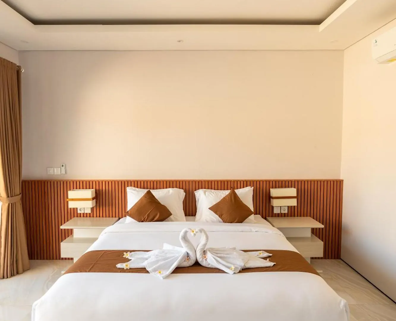 New! 3Bdr Hnrr Villa Umalas Kerobokan